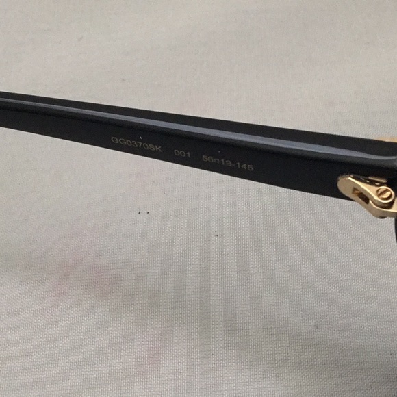 GUCCI GREY LADIES SUNGLASSES. - Picture 7 of 9